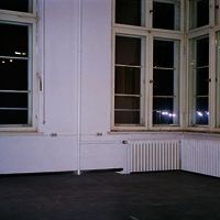 nackte beziehungen, raumecke mit  fenster/radiator